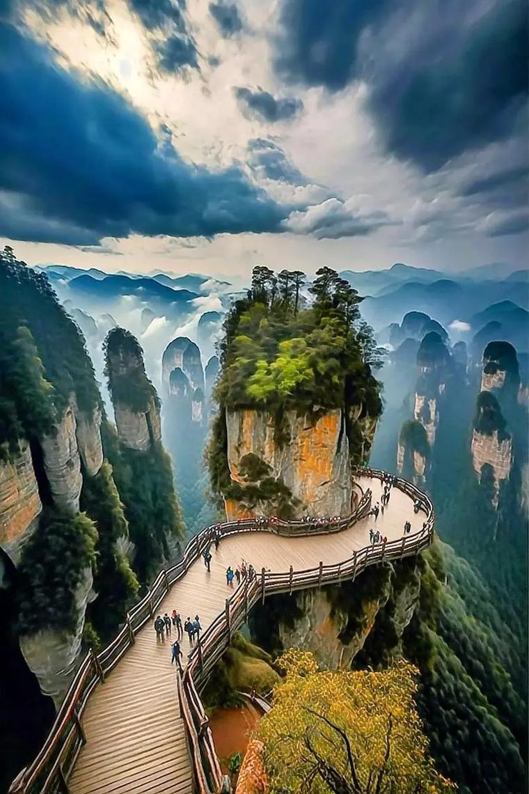 张家界国家森林公园怎么玩？经典游览路线推荐